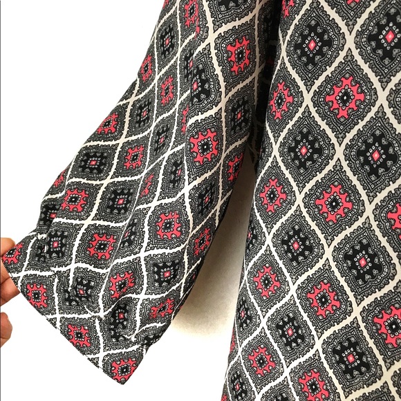 LIKE NEW ANN TAYLOR Top Sz M $89! - Picture 4 of 8